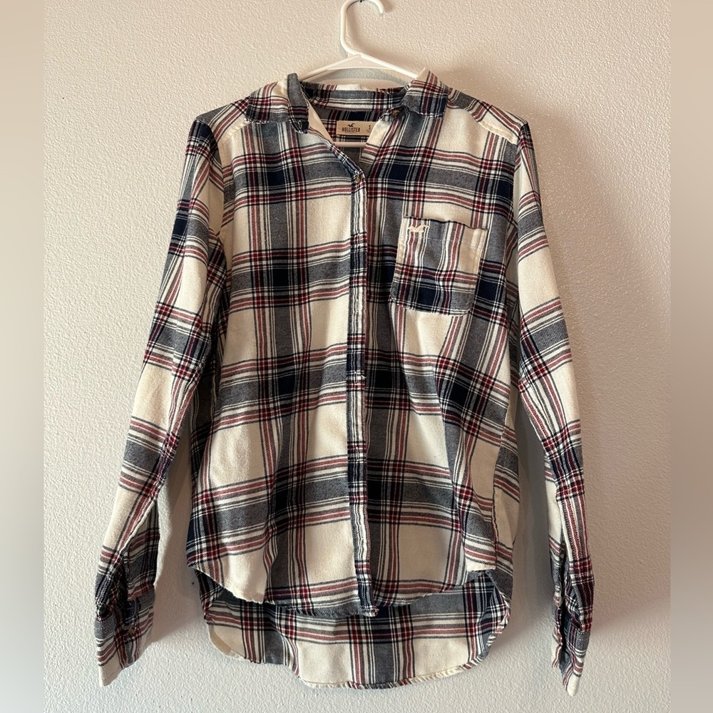 Small Hollister flannel!